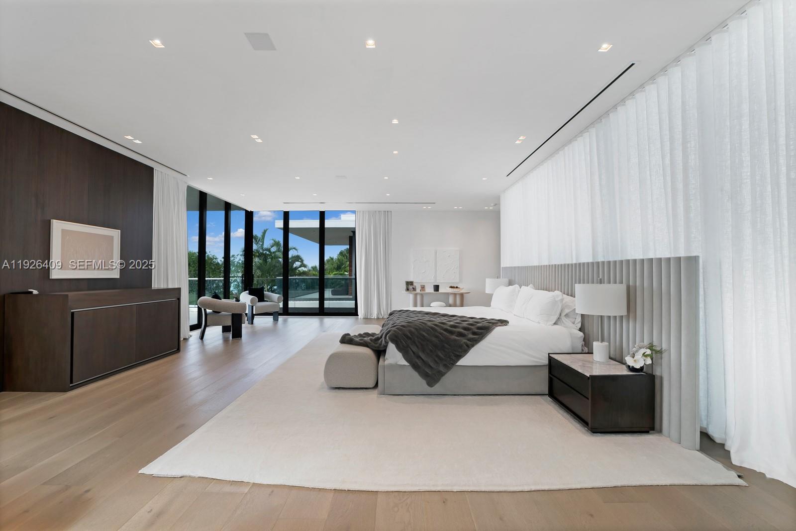 6480 Allison Rd, Miami Beach FL 33141