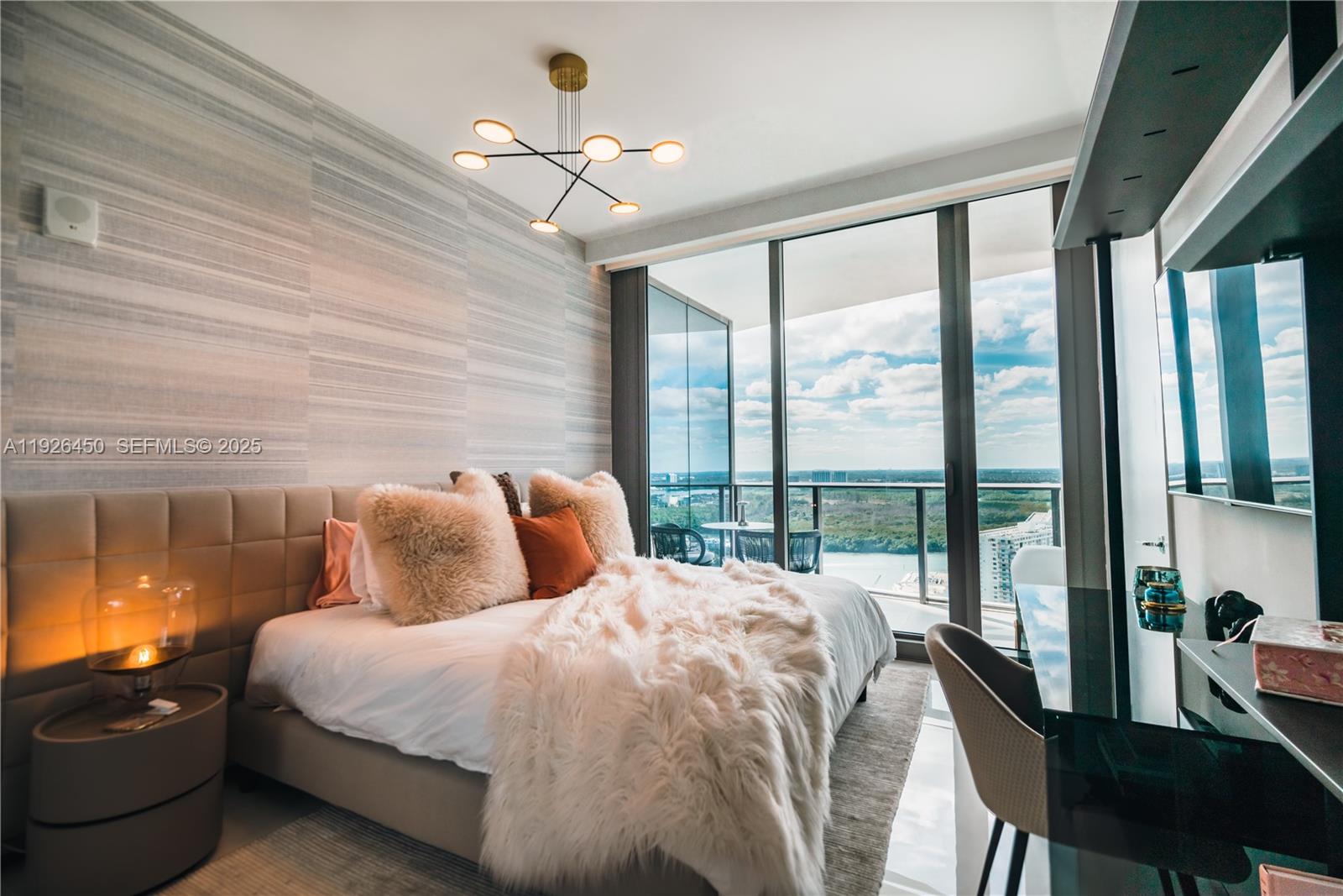 15701 Collins Ave #3102, Sunny Isles Beach FL 33160