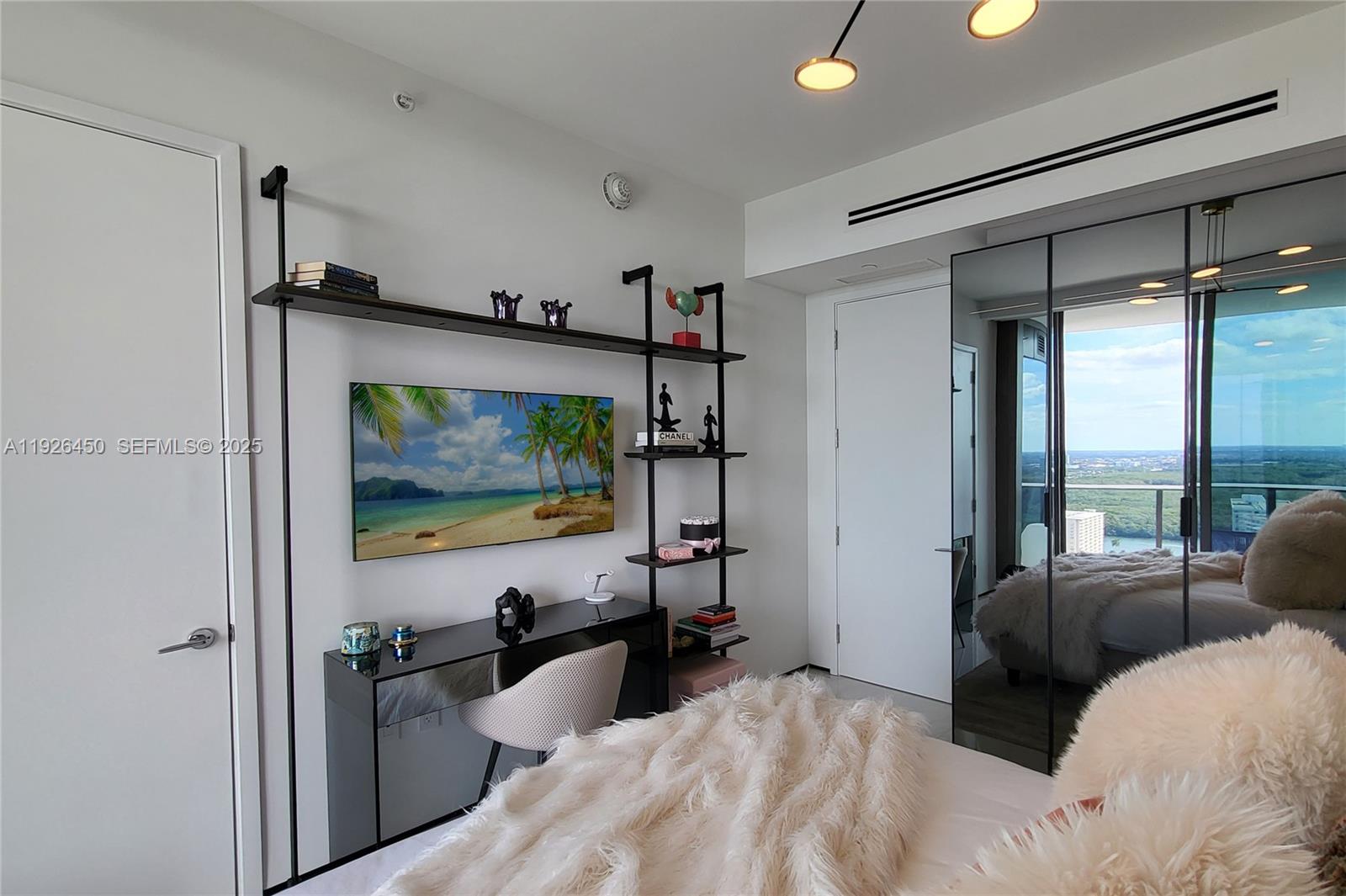15701 Collins Ave #3102, Sunny Isles Beach FL 33160