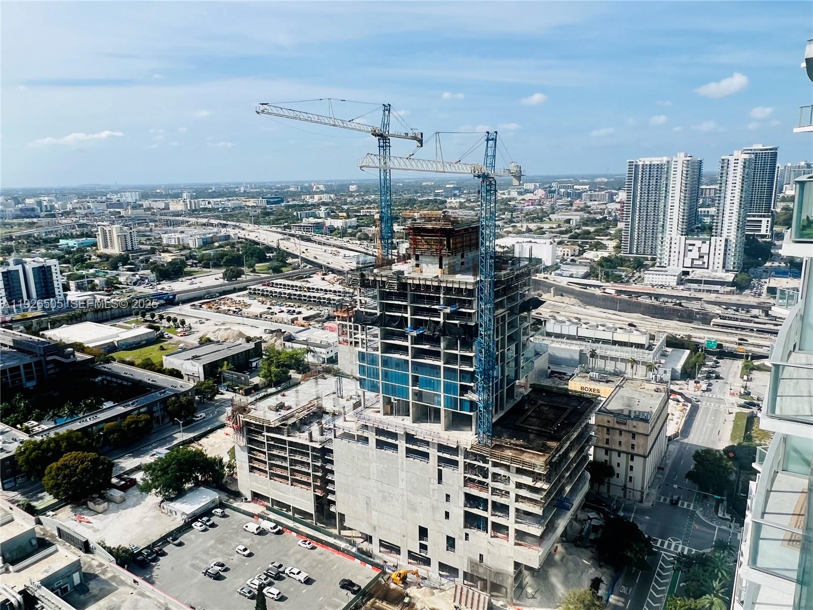 851 NE 1st Av #2808, Miami FL 33132