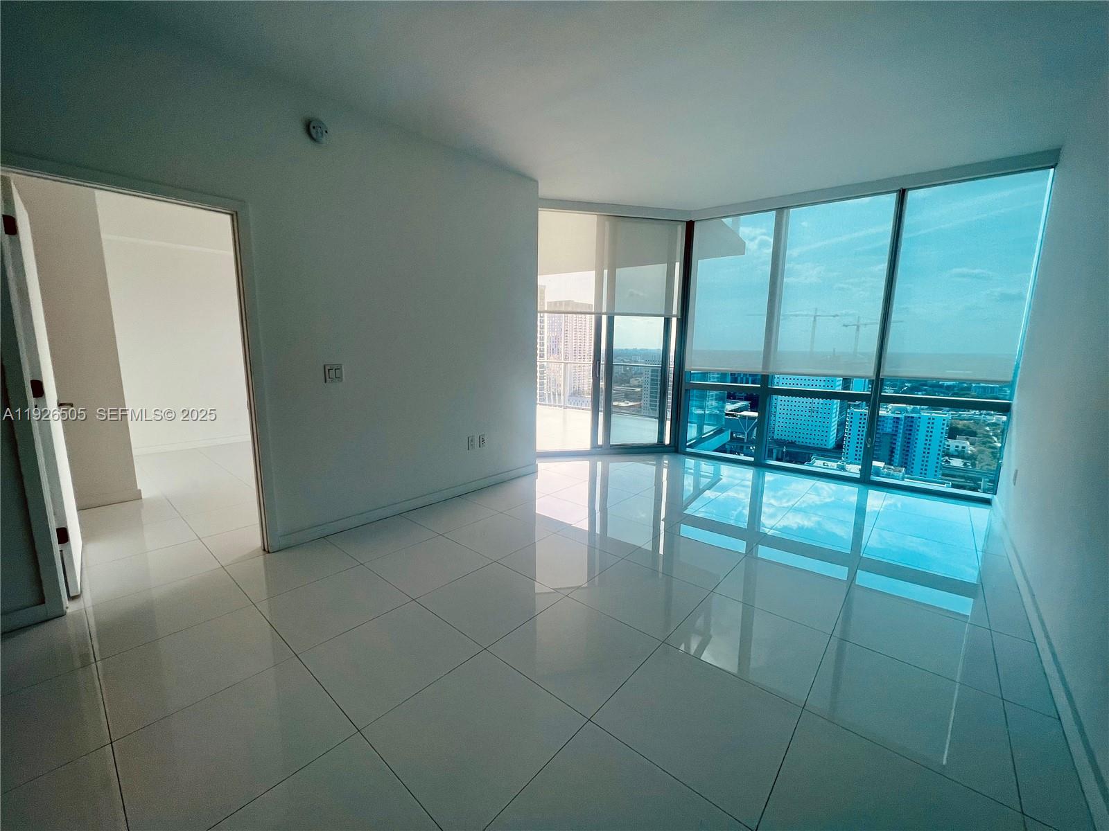 851 NE 1st Av #2808, Miami FL 33132