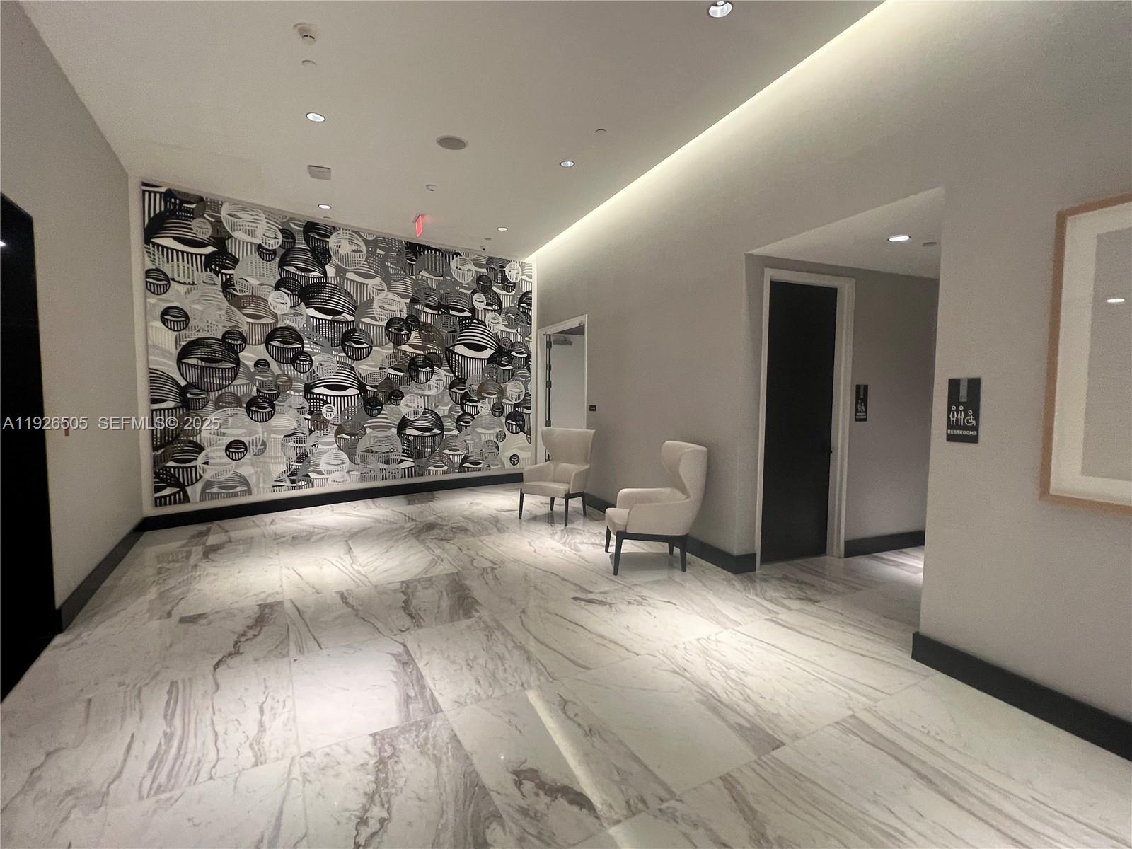 851 NE 1st Av #2808, Miami FL 33132