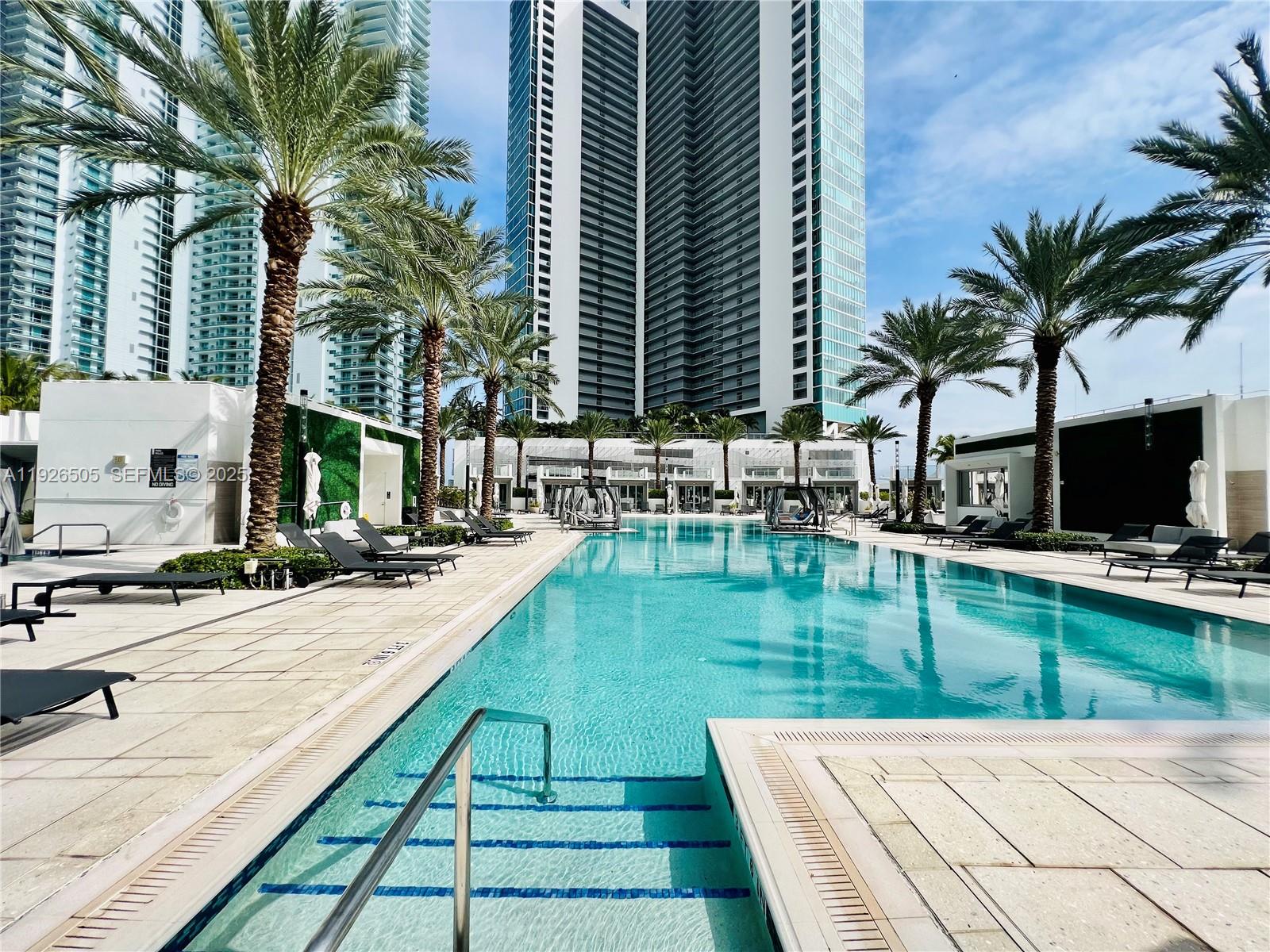 851 NE 1st Av #2808, Miami FL 33132