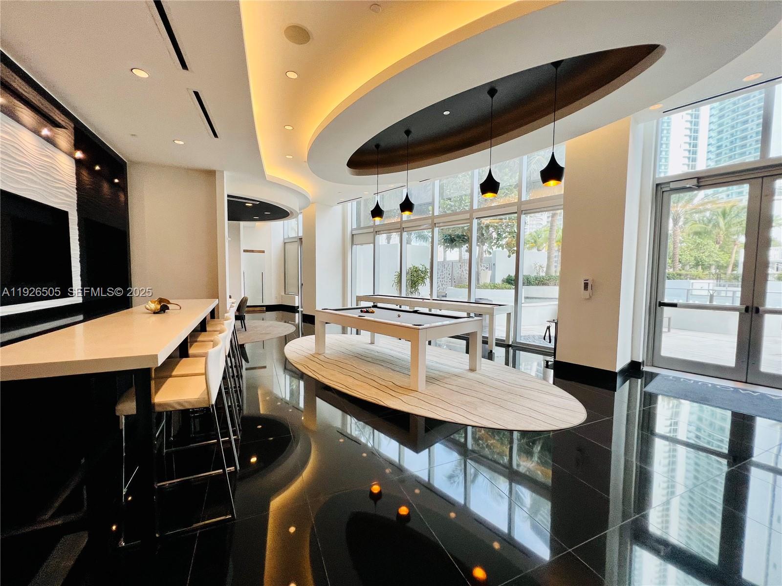 851 NE 1st Av #2808, Miami FL 33132