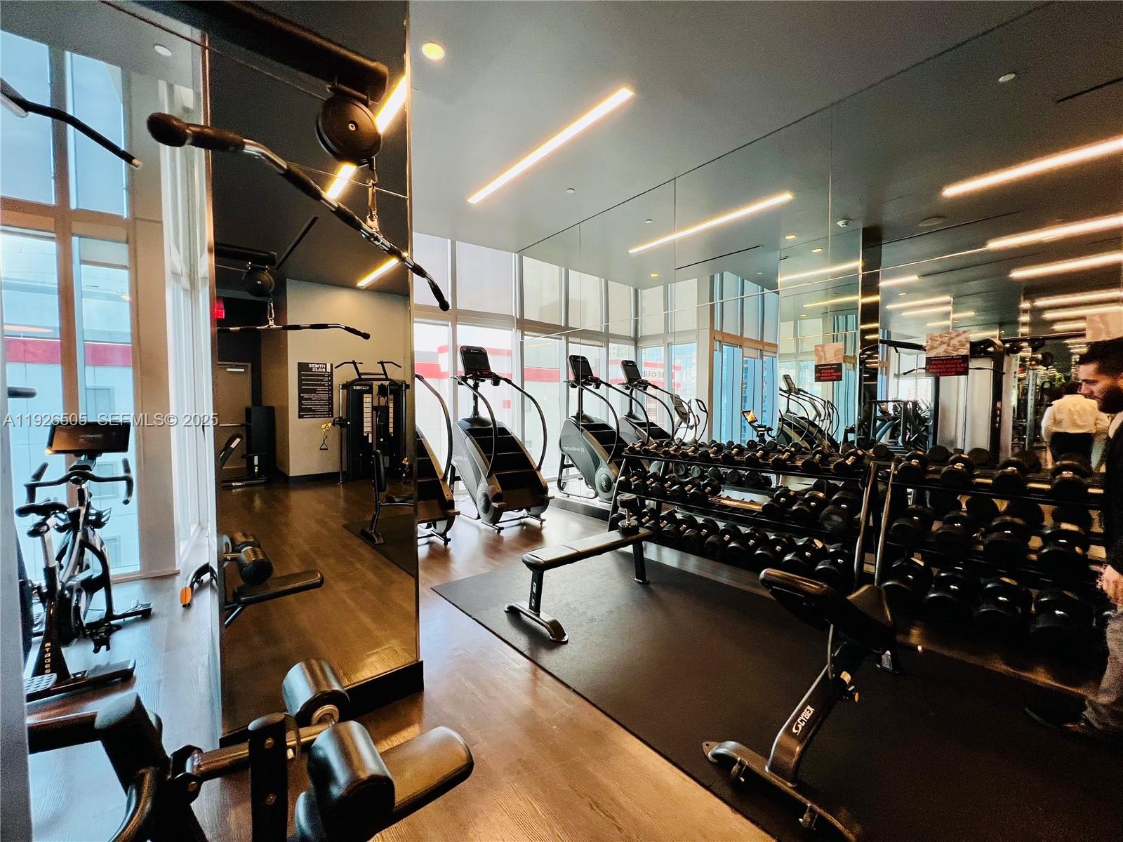 851 NE 1st Av #2808, Miami FL 33132