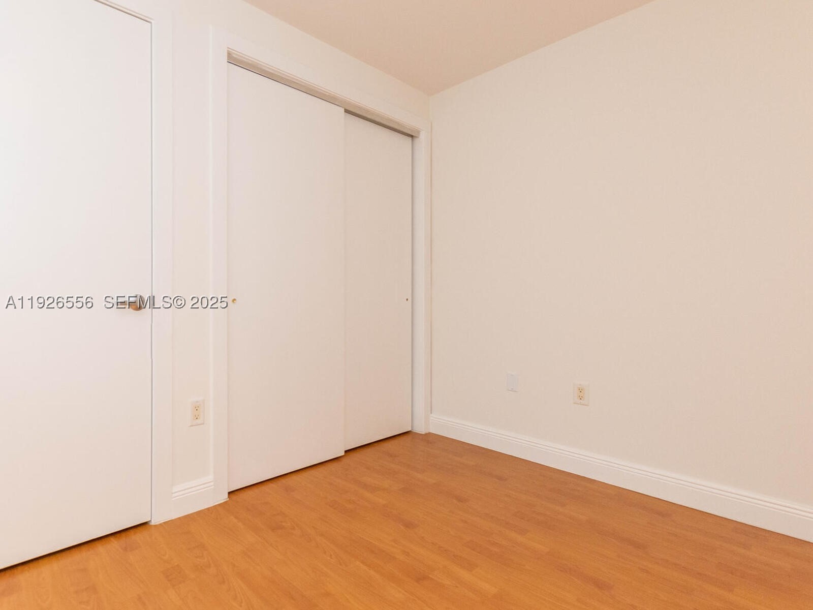 1050 Brickell Ave #606, Miami FL 33131