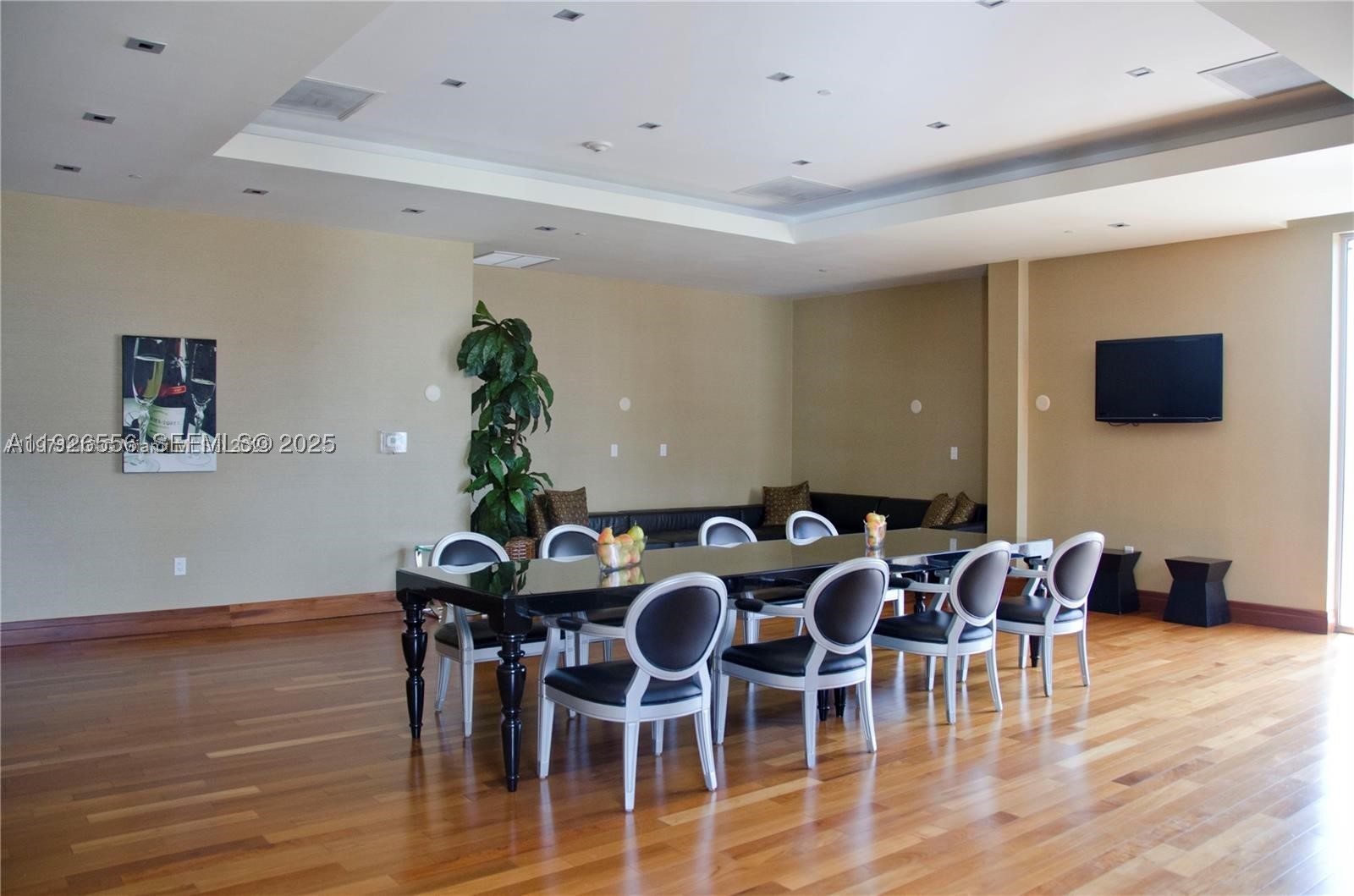 1050 Brickell Ave #606, Miami FL 33131
