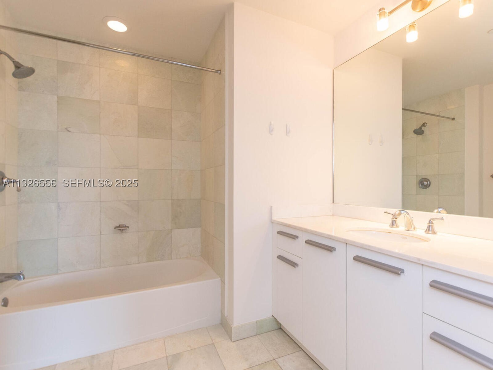 1050 Brickell Ave #606, Miami FL 33131