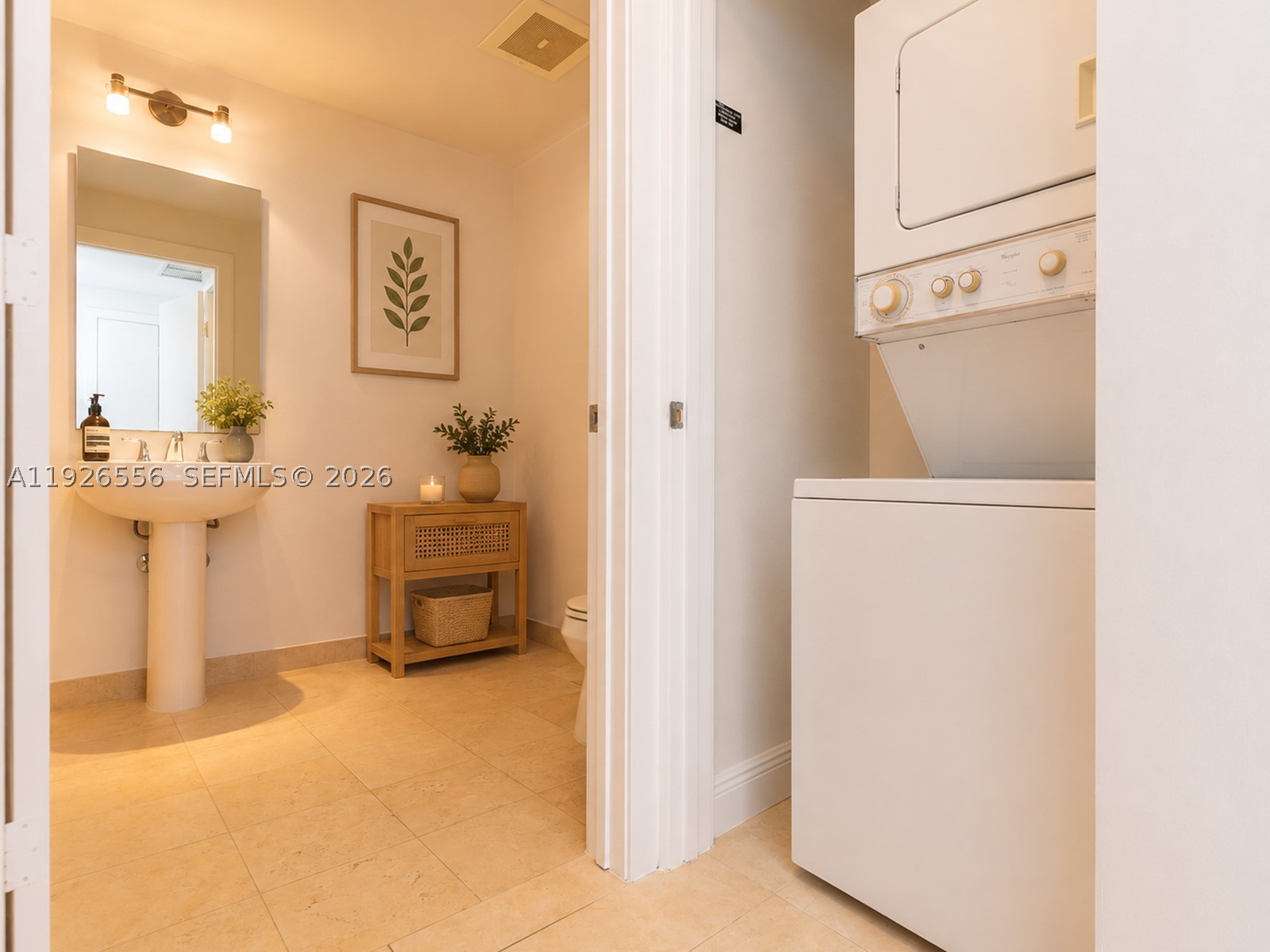 1050 Brickell Ave #606, Miami FL 33131