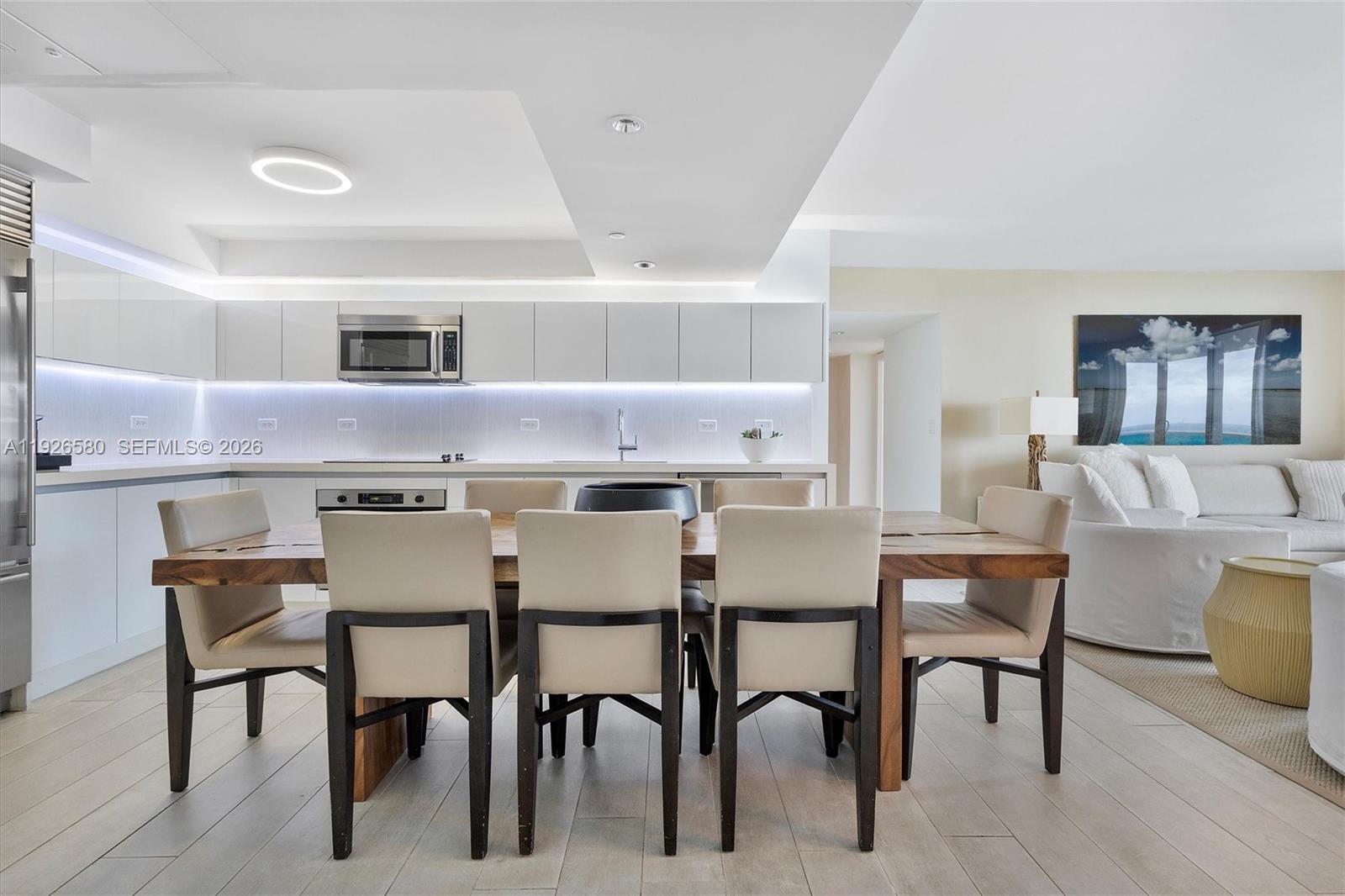 102 24th St #1413, Miami Beach FL 33139
