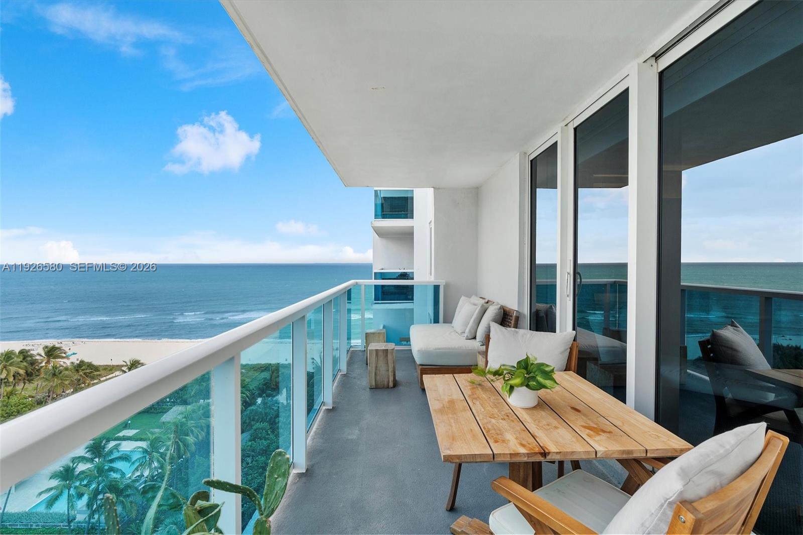 102 24th St #1413, Miami Beach FL 33139
