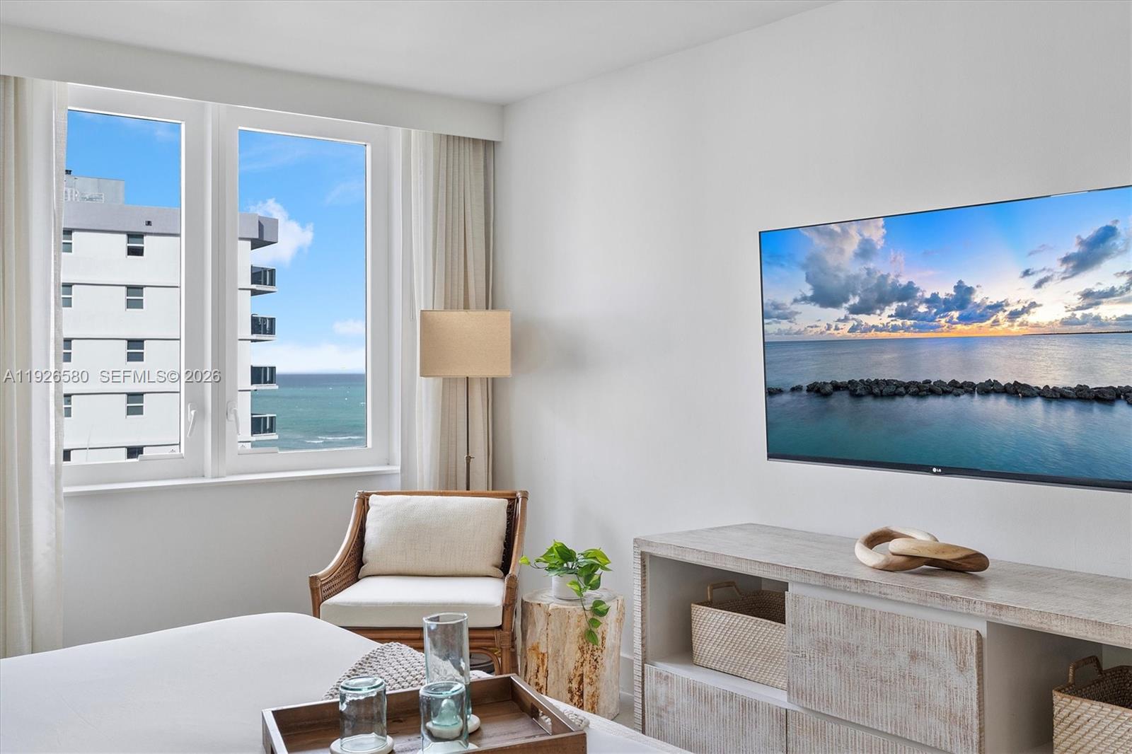 102 24th St #1413, Miami Beach FL 33139