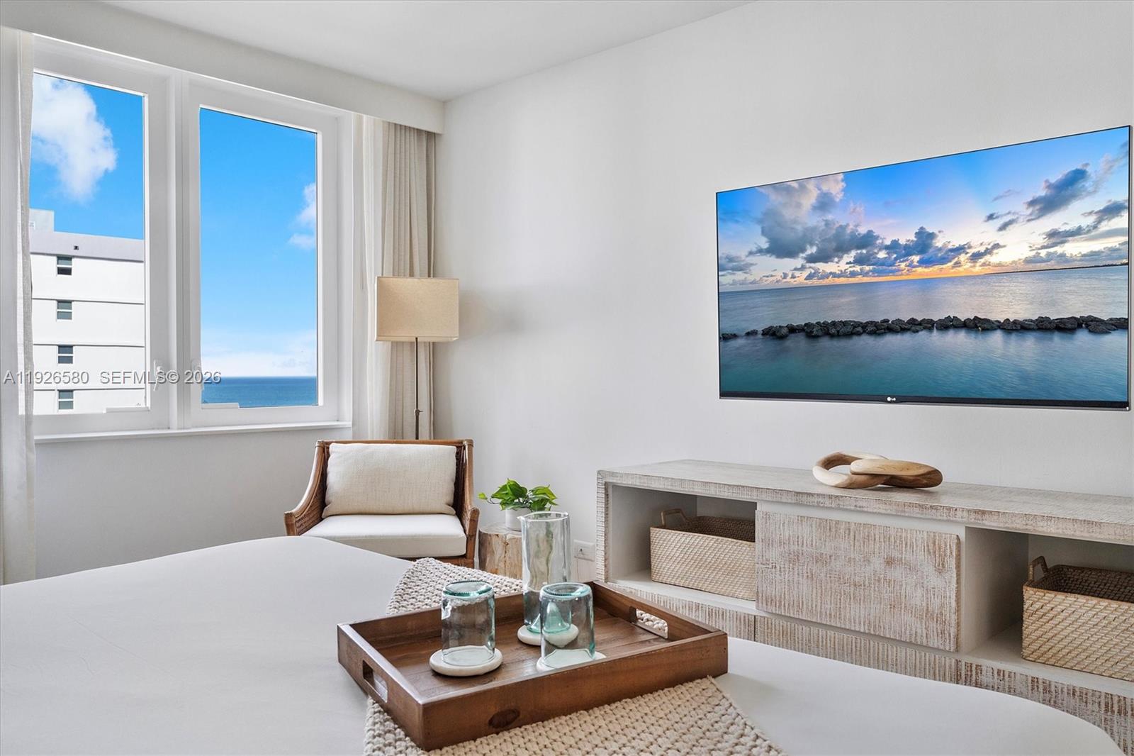102 24th St #1413, Miami Beach FL 33139
