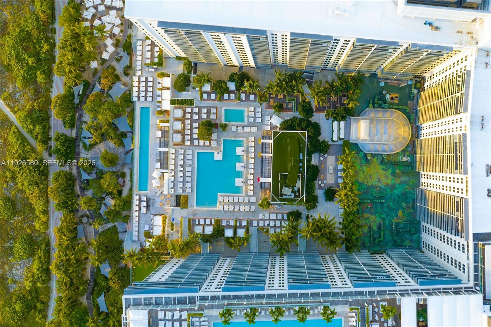 102 24th St #1413, Miami Beach FL 33139