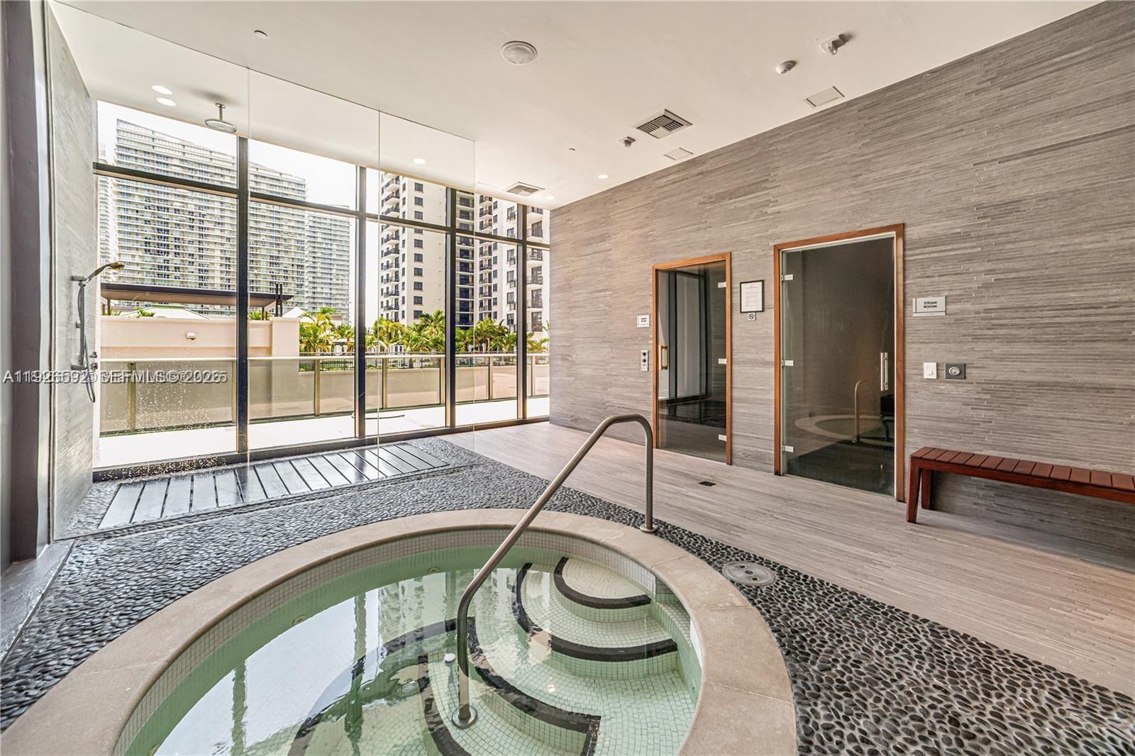 45 SW 9th St #2209, Miami FL 33130