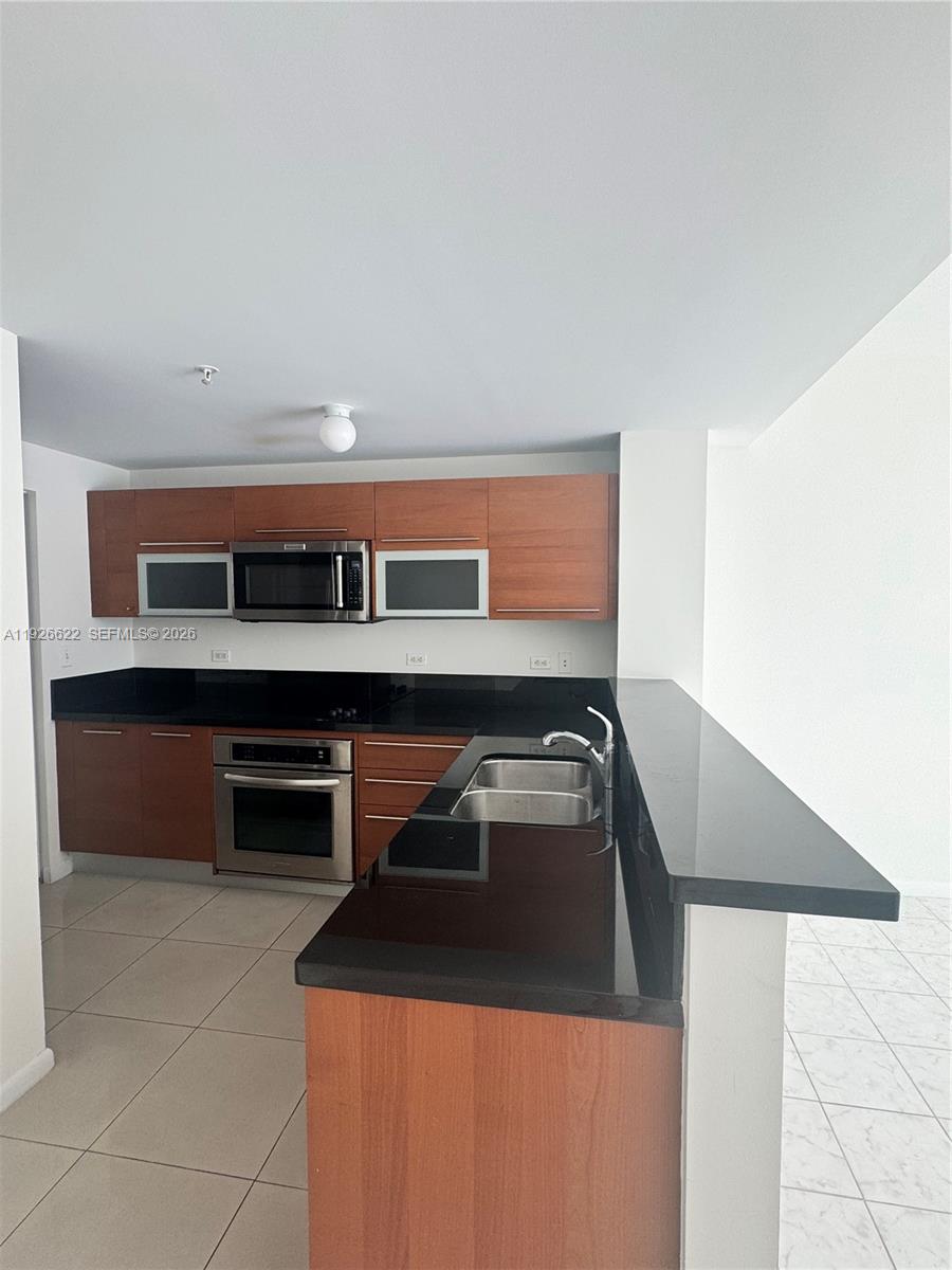 244 Biscayne Blvd #1405, Miami FL 33132