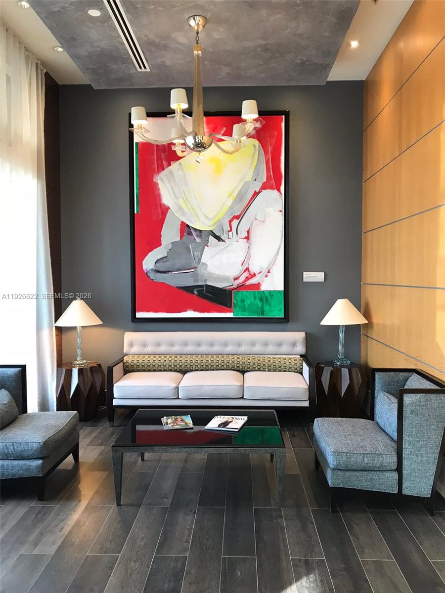 244 Biscayne Blvd #1405, Miami FL 33132
