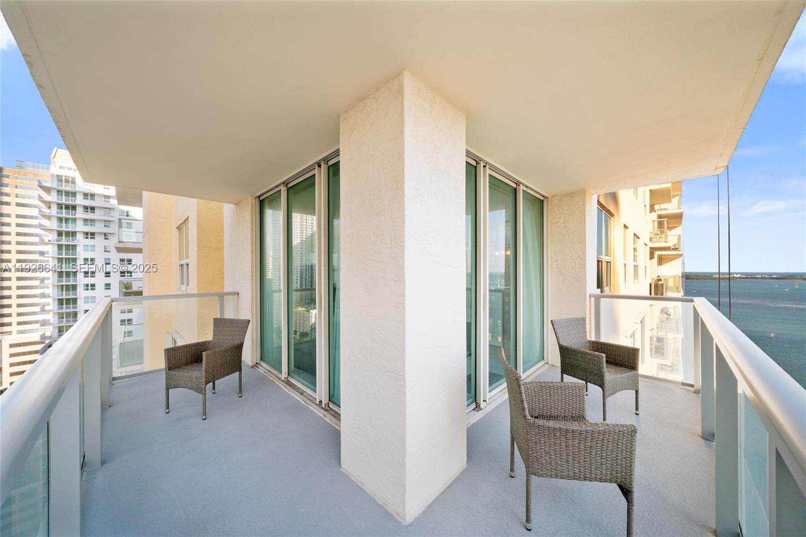1155 Brickell Bay Dr #2501, Miami FL 33131