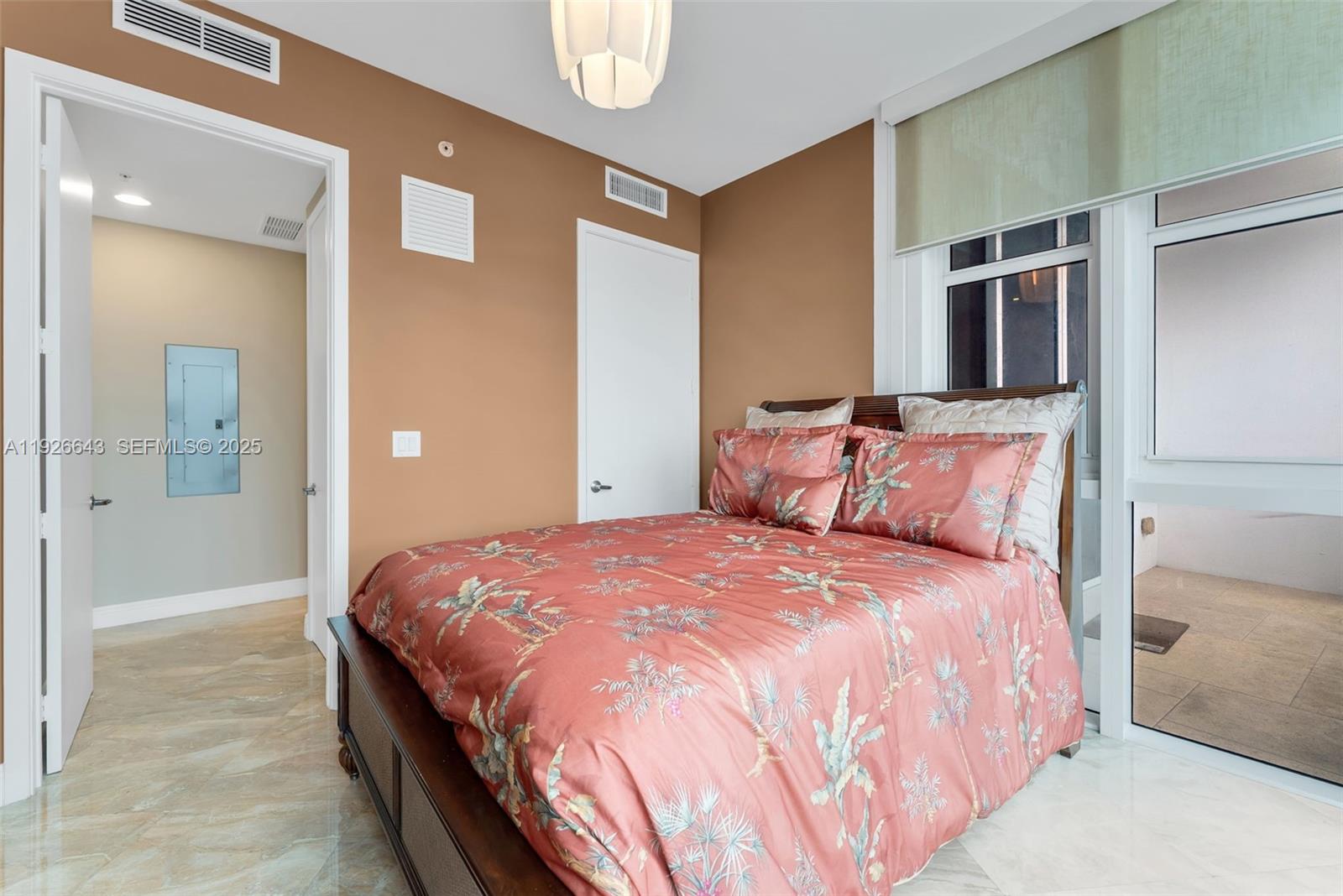 18201 Collins Ave #3907, Sunny Isles Beach FL 33160
