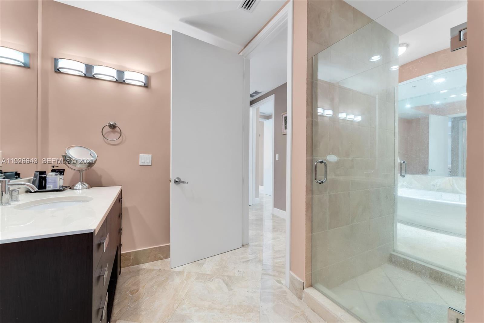18201 Collins Ave #3907, Sunny Isles Beach FL 33160