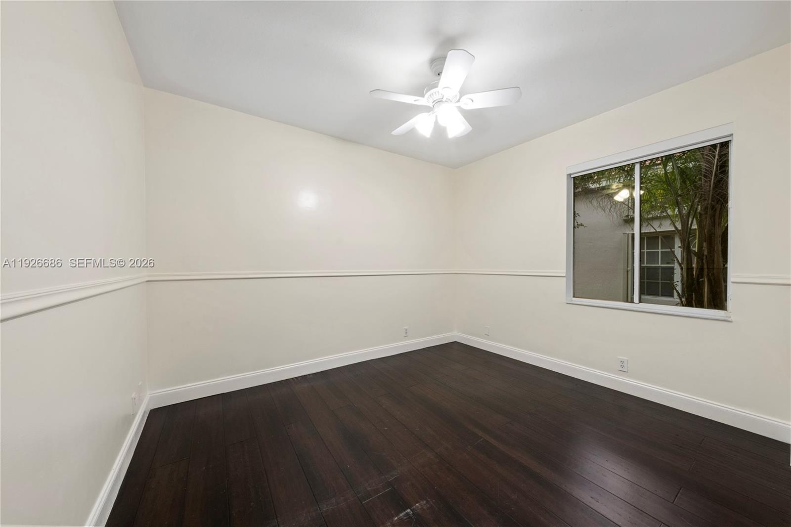 2893 Oakbrook Dr, Weston FL 33332
