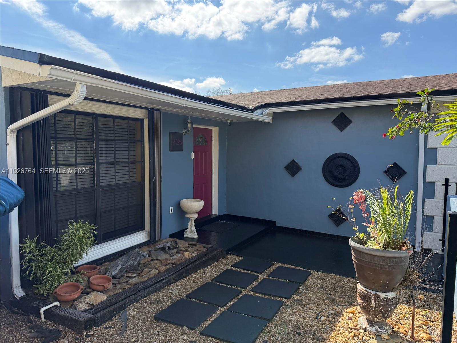 2926 NW 191st Ln, Miami Gardens FL 33056