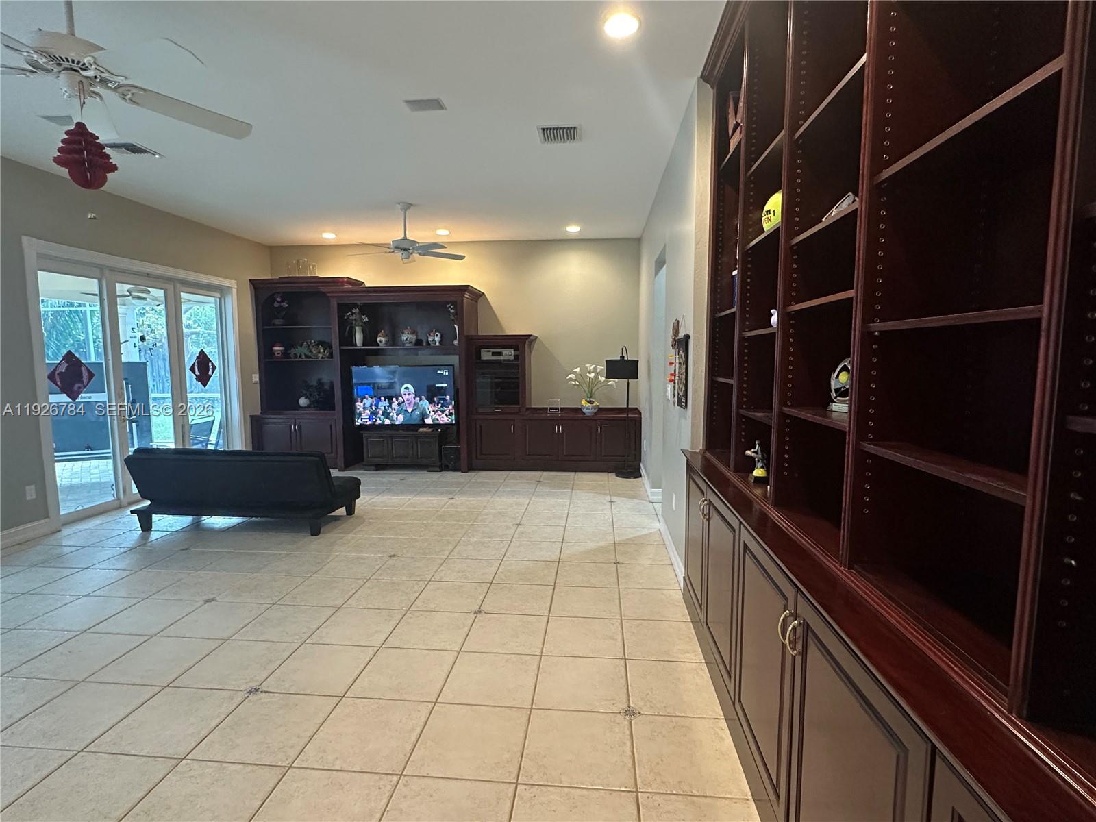15335 SW 80th Ave, Palmetto Bay FL 33157
