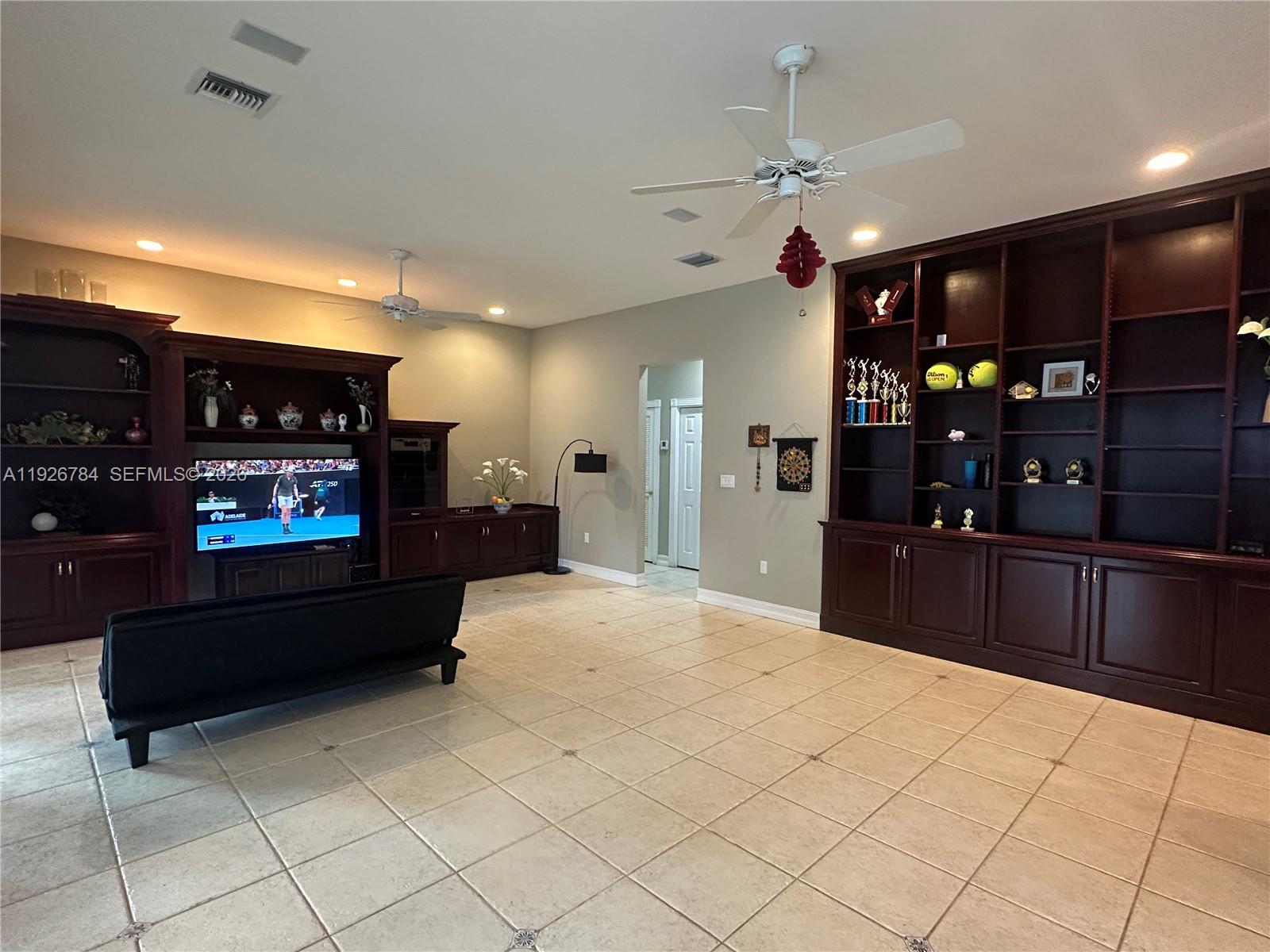 15335 SW 80th Ave, Palmetto Bay FL 33157