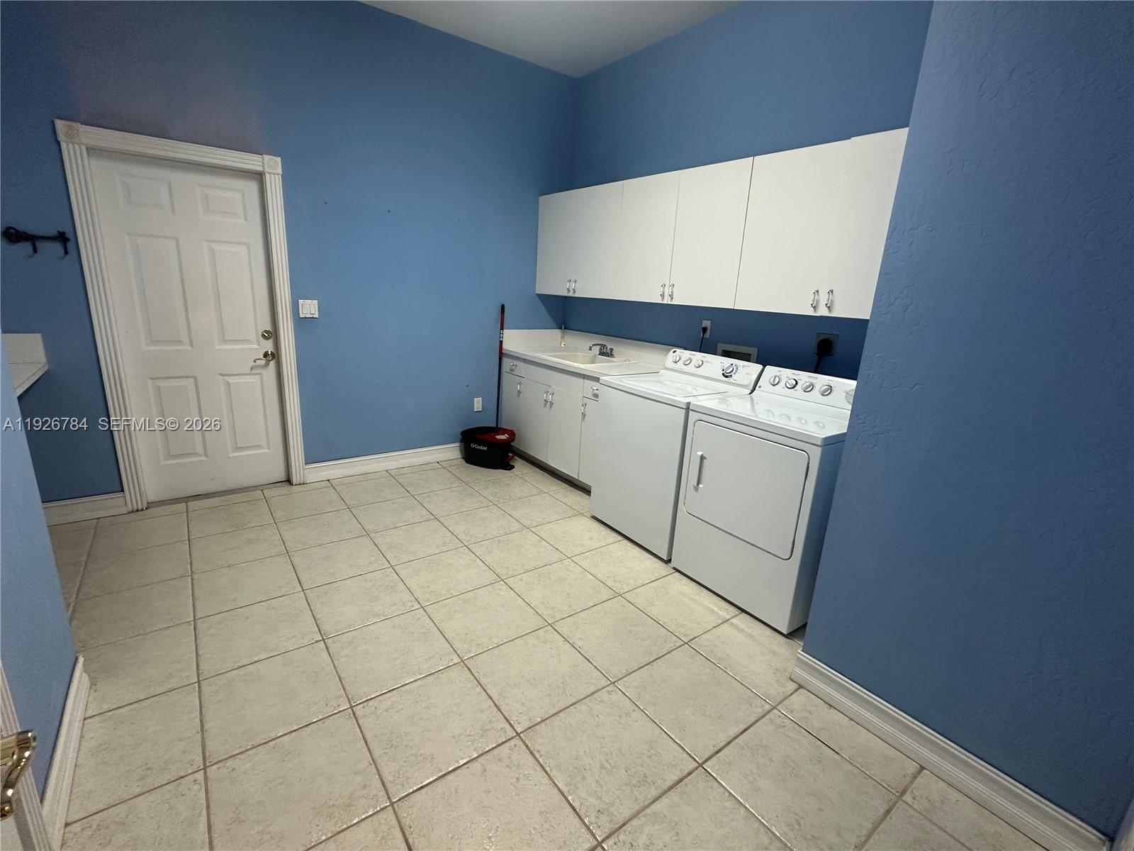 15335 SW 80th Ave, Palmetto Bay FL 33157