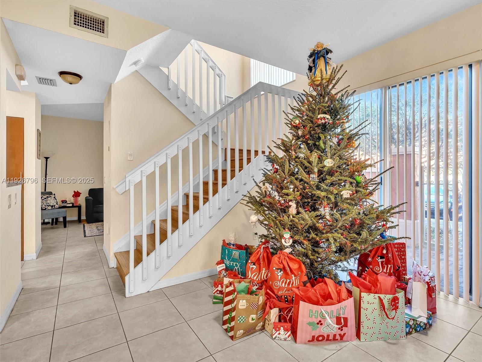 2150 Anchor Ct #2310, Dania Beach FL 33312