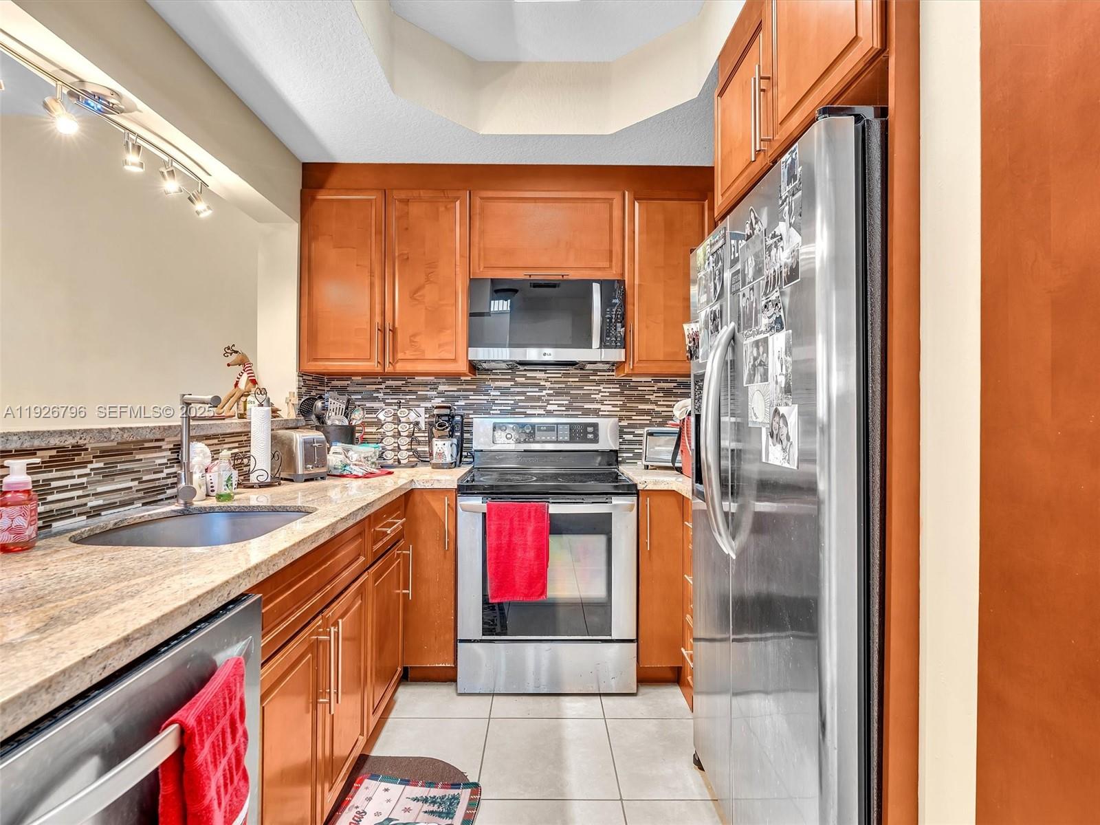 2150 Anchor Ct #2310, Dania Beach FL 33312