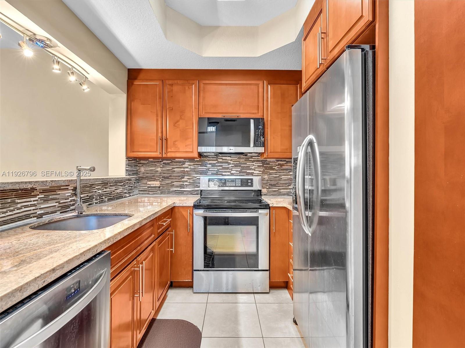2150 Anchor Ct #2310, Dania Beach FL 33312