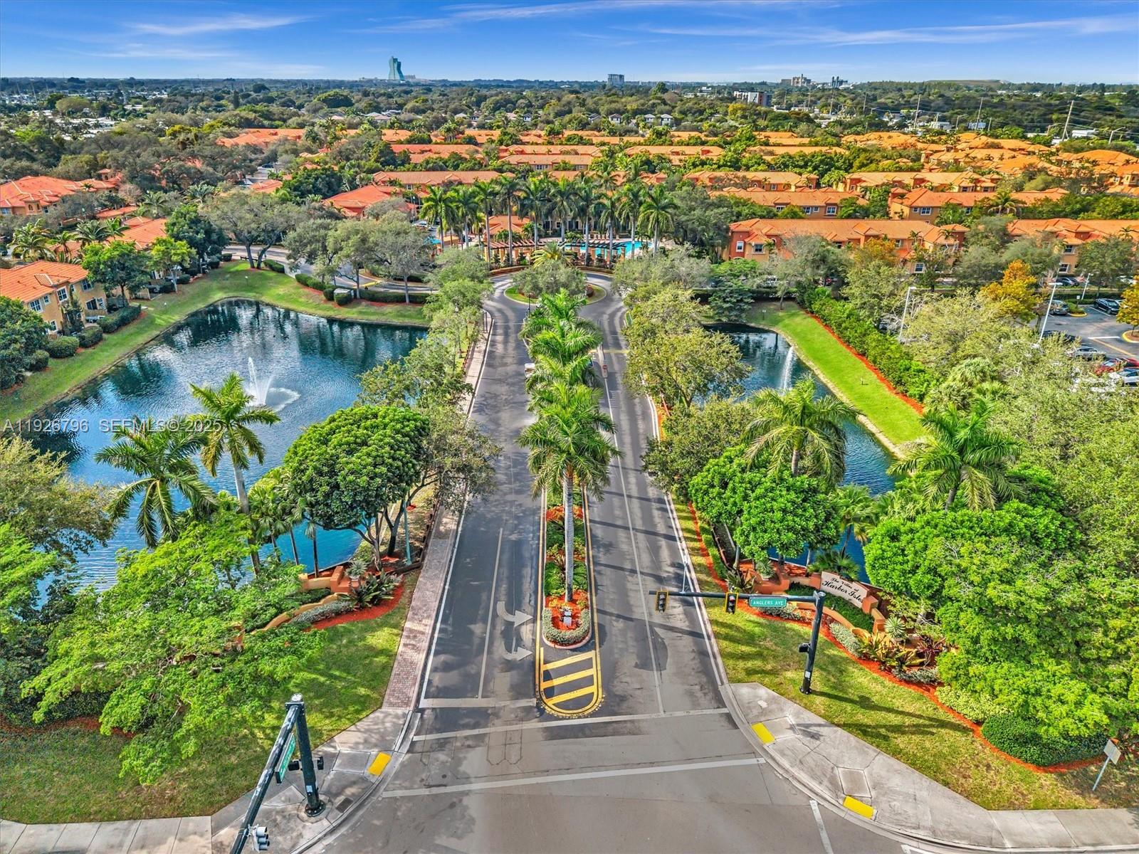 2150 Anchor Ct #2310, Dania Beach FL 33312