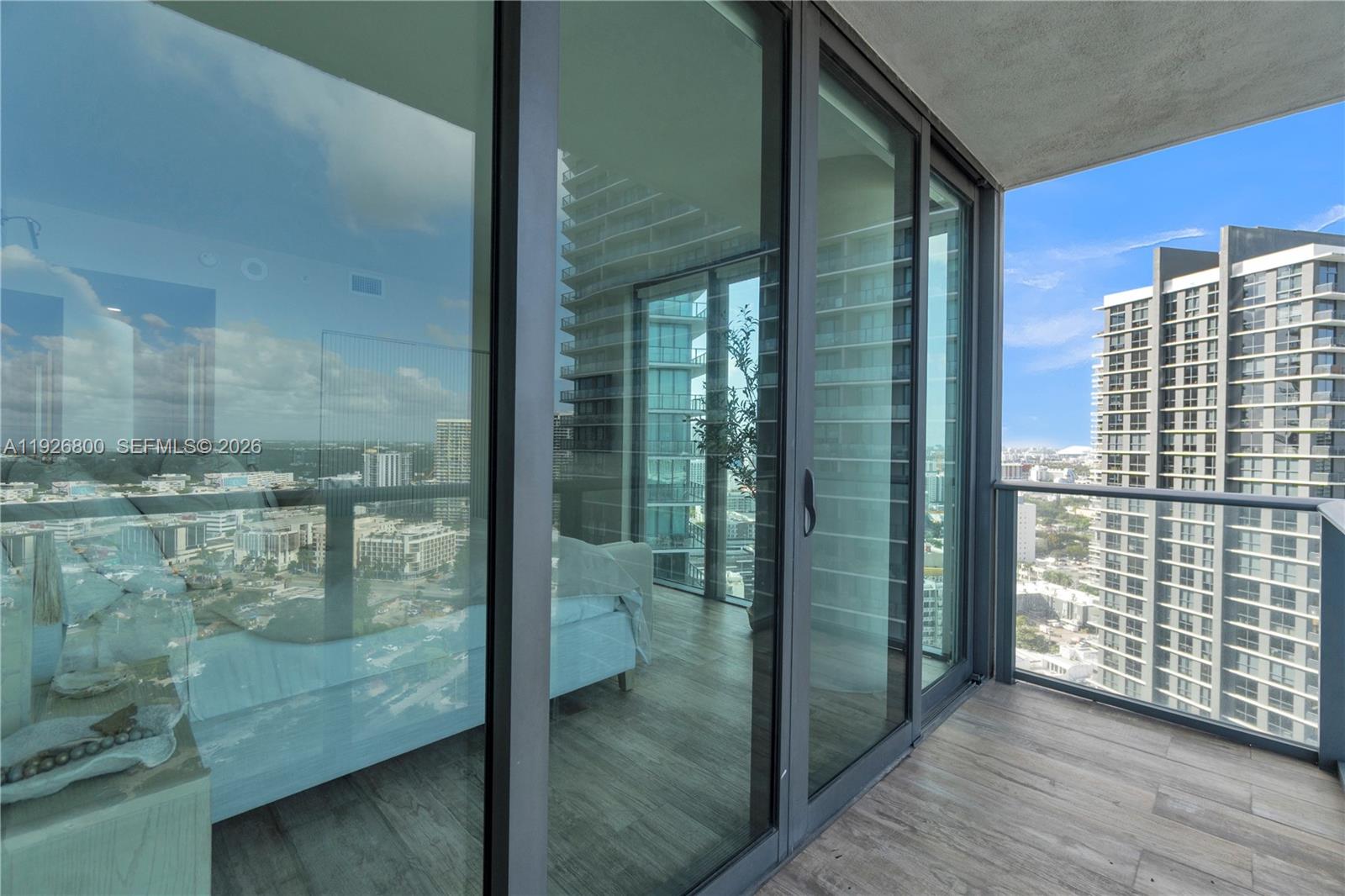650 NE 32nd St #2901, Miami FL 33137