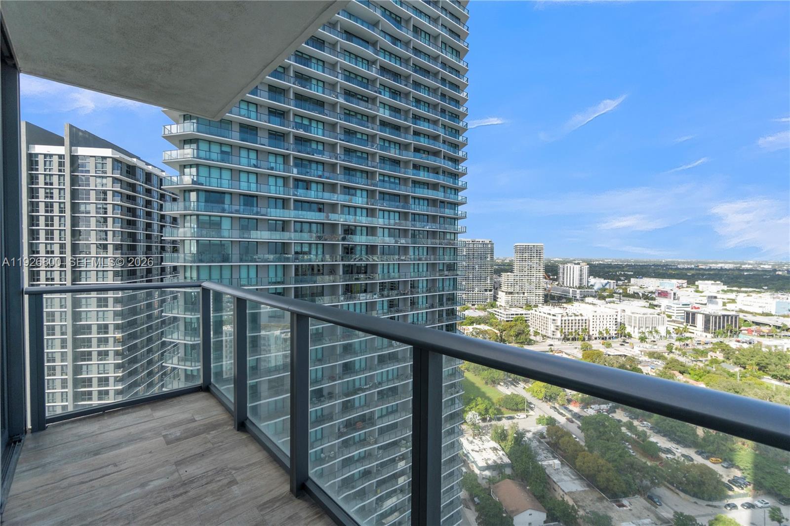 650 NE 32nd St #2901, Miami FL 33137