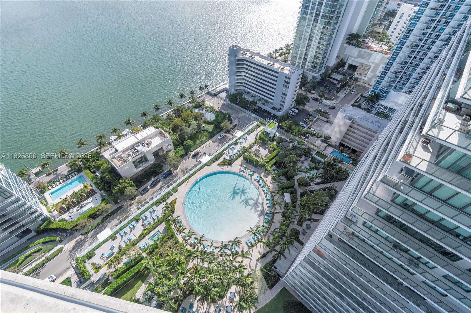 650 NE 32nd St #2901, Miami FL 33137