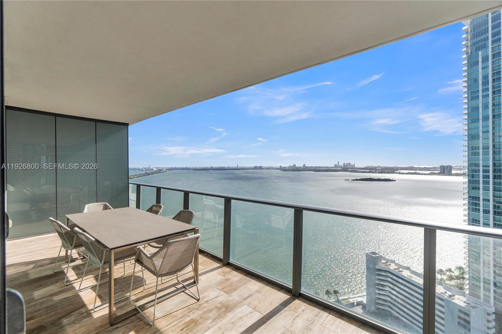 650 NE 32nd St #2901, Miami FL 33137