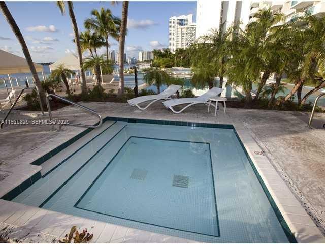 1000 West Ave #1027, Miami Beach FL 33139