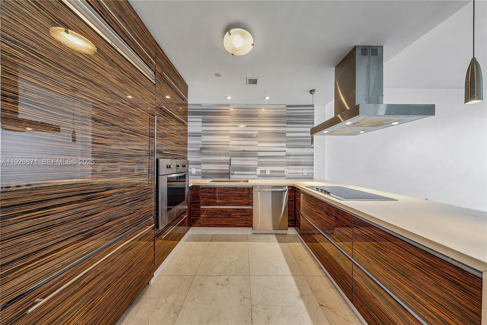 1100 Biscayne Blvd #3103, Miami FL 33132