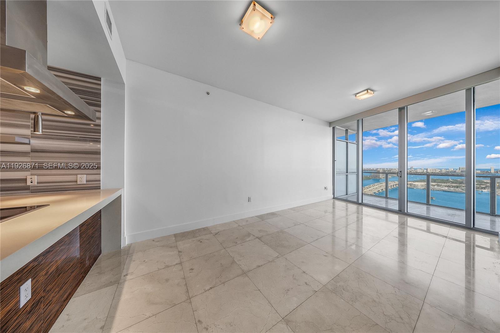 1100 Biscayne Blvd #3103, Miami FL 33132