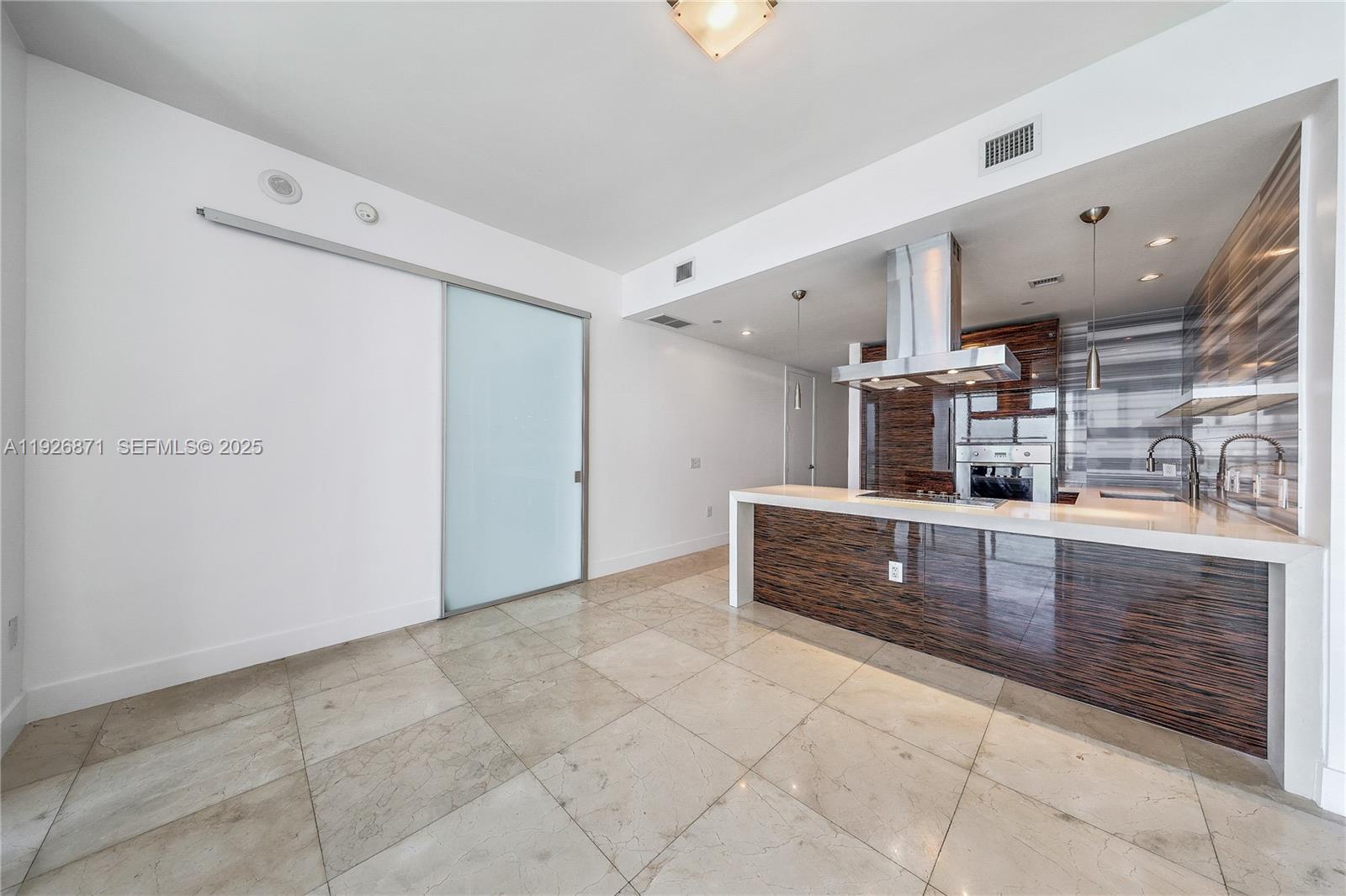 1100 Biscayne Blvd #3103, Miami FL 33132