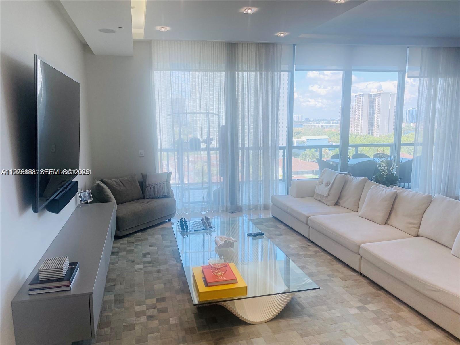 3300 NE 188th St #LPH09, Aventura FL 33180