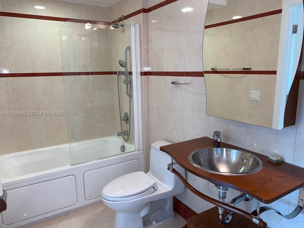 110 Washington Ave #1405, Miami Beach FL 33139