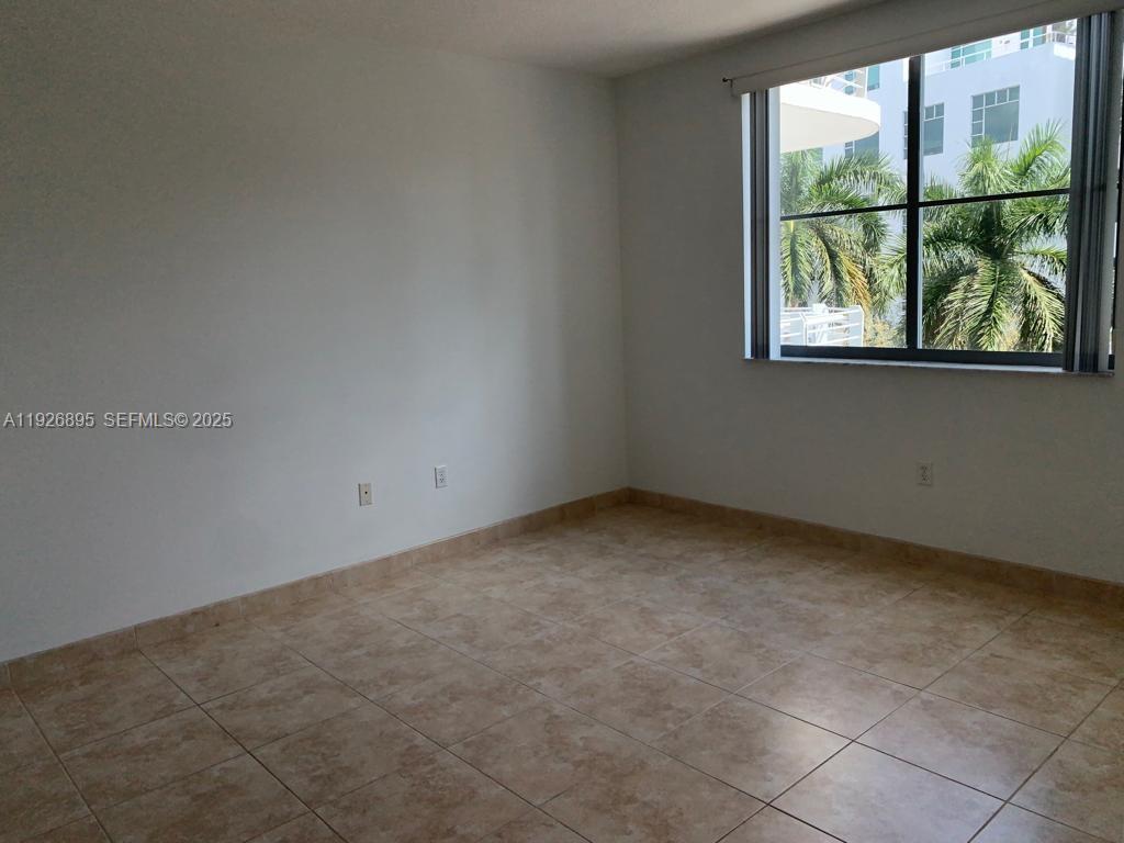 110 Washington Ave #1405, Miami Beach FL 33139