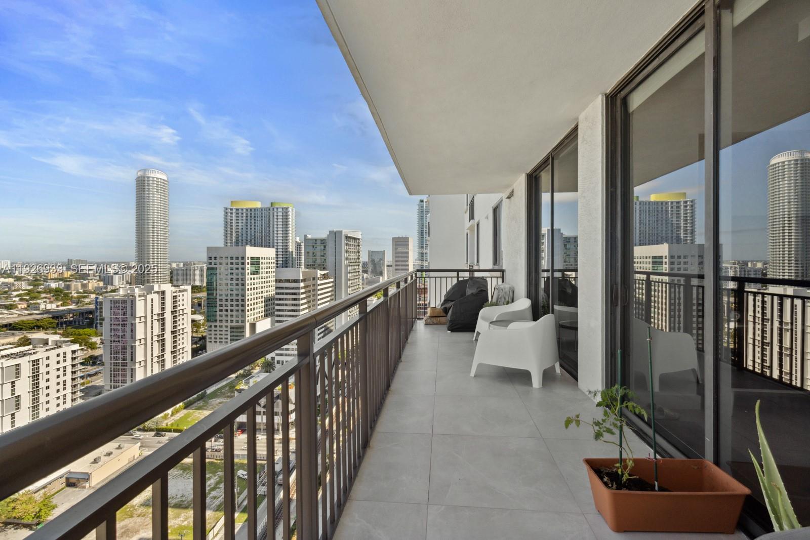 999 SW 1st Ave #2809, Miami FL 33130