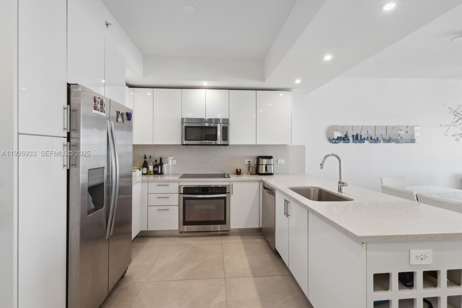 999 SW 1st Ave #2809, Miami FL 33130