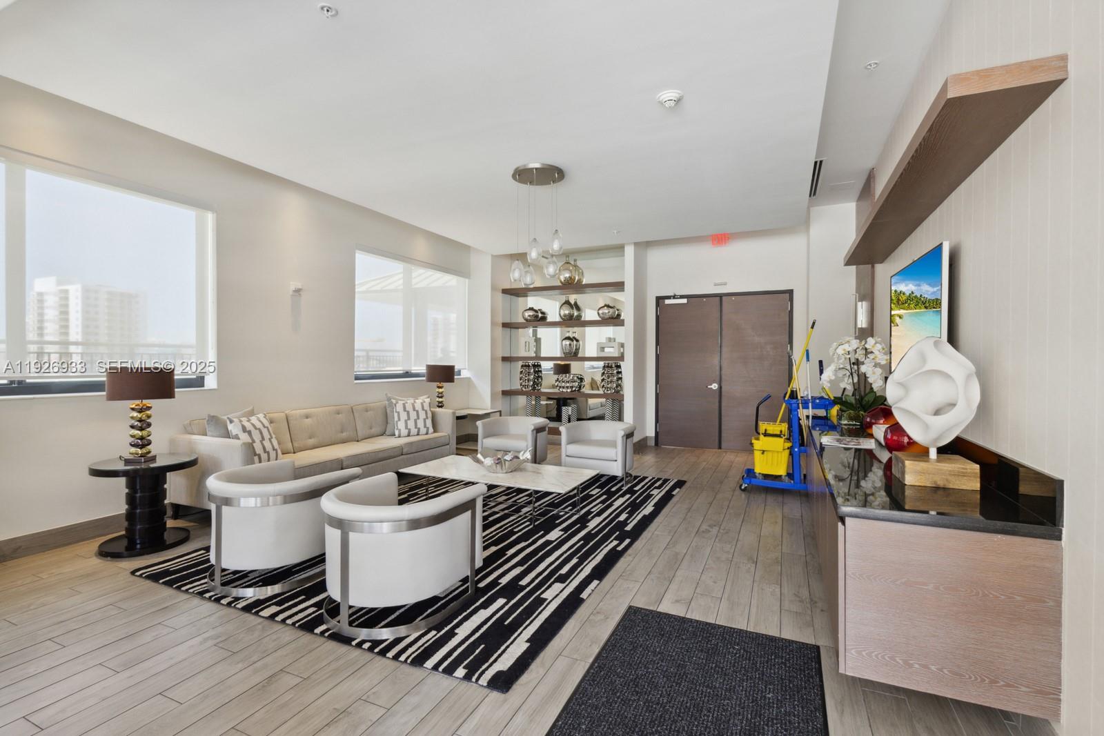 999 SW 1st Ave #2809, Miami FL 33130