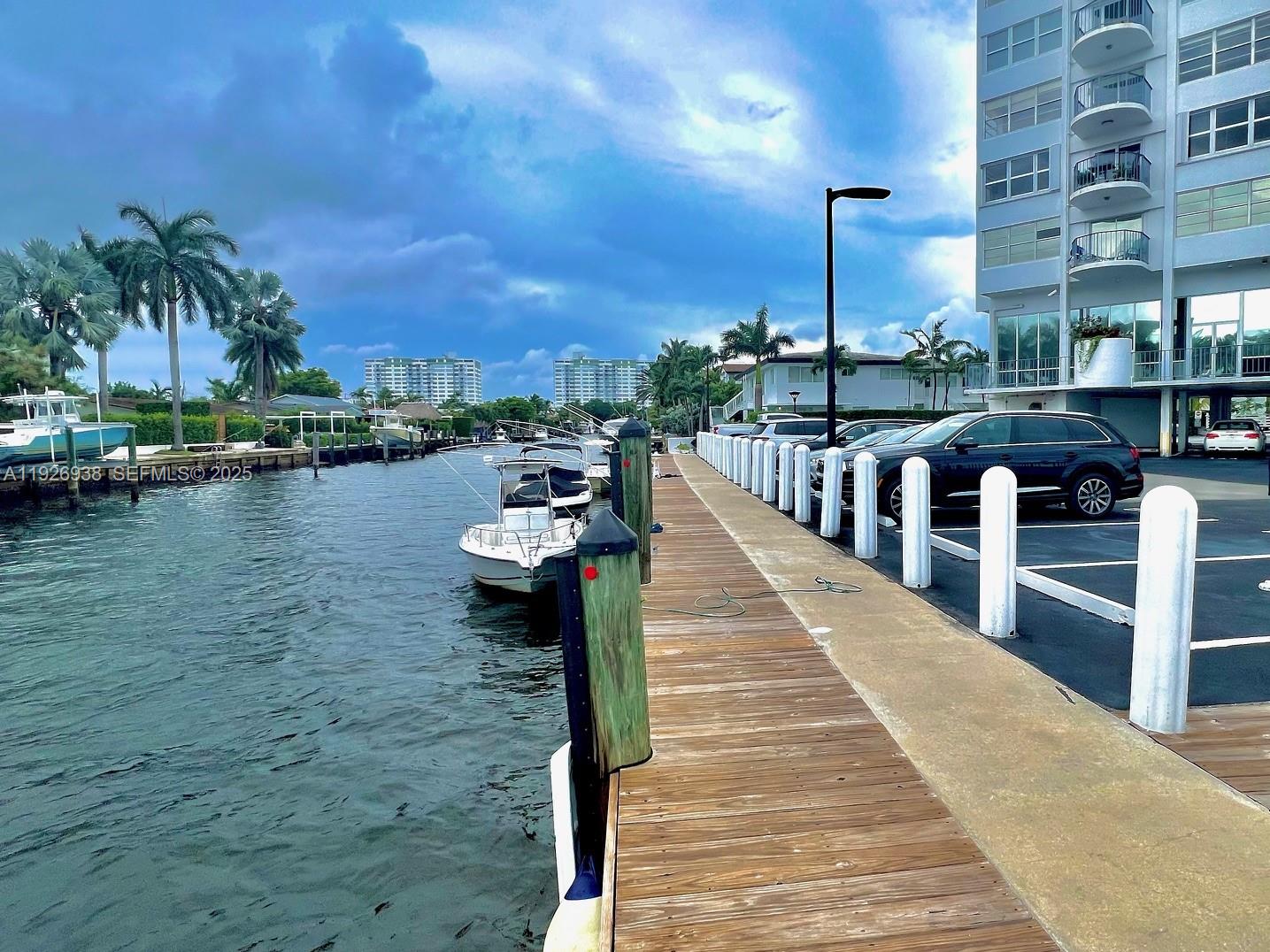 11930 N Bayshore Dr #1406, North Miami FL 33181