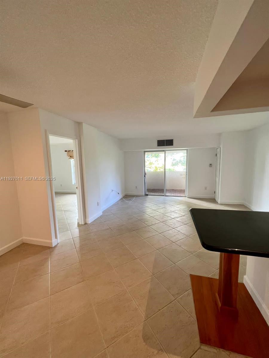 2201 Brickell Ave #83, Miami FL 33129