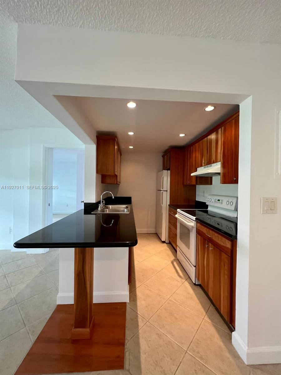 2201 Brickell Ave #83, Miami FL 33129